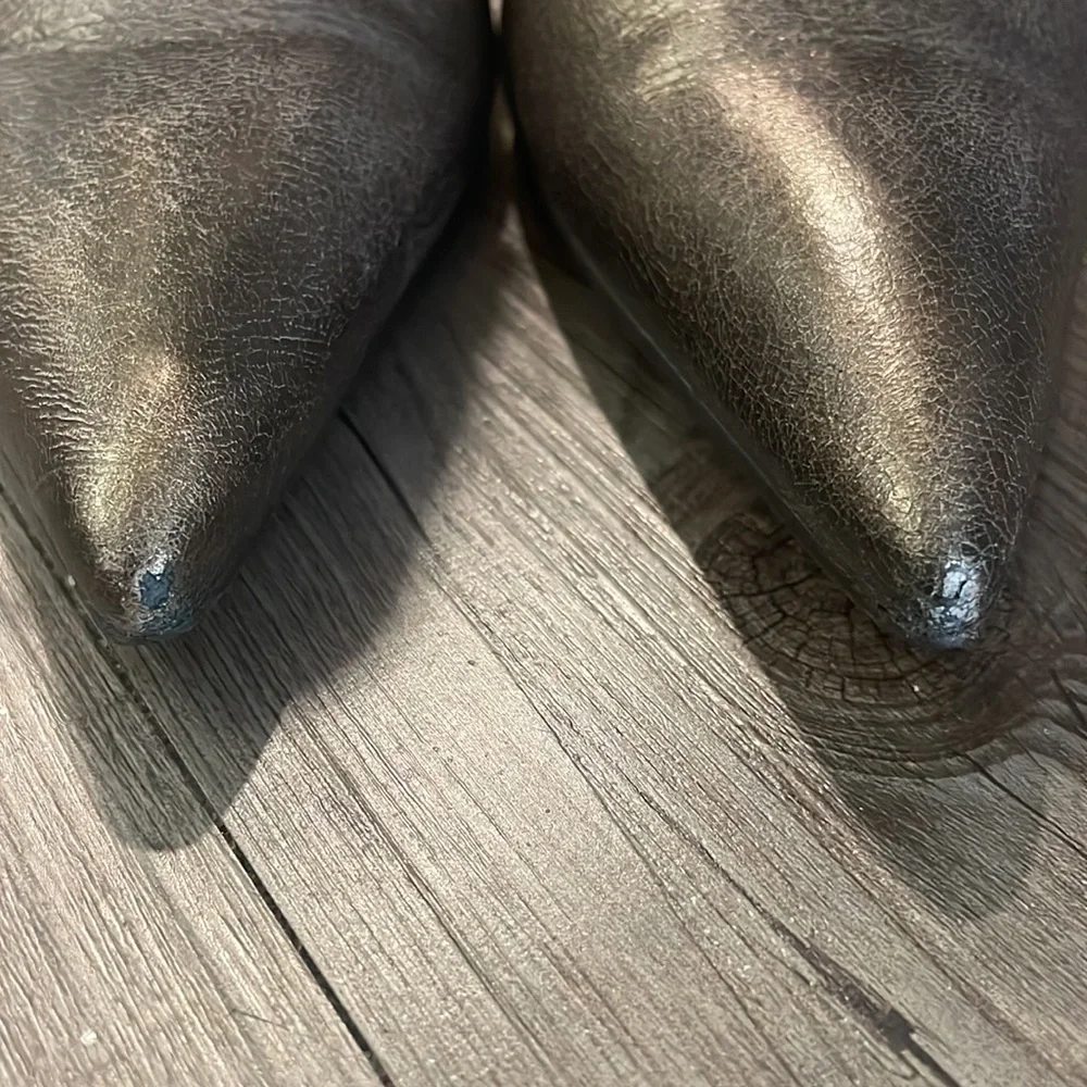 Carlos Santana Stiletto Boots w/ Buckle. Size 8.  CALL OUT - Picture 4 of 10